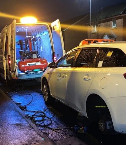 24/7 Night Roadside Emergency Fitting